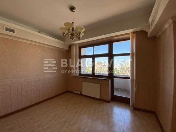 Продам 3-к кв Павлівська 18, Центр Київ