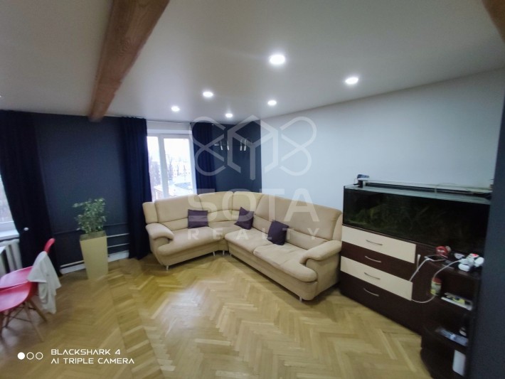 3К, вул. Гетьмана Кирила Розумовського, метро - фото 1