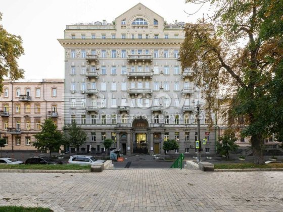 85м2 3к Терещінківська парк Шевченка Бессарабський ринок Н-3,7м Киев