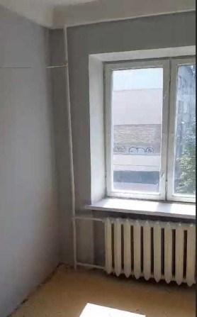 Продам 2-х комн.кв., ул. Депутатская, 32, метро Житомирская 8 мин. - фото 1