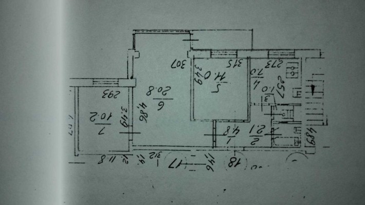 Продам Київ, бр.Руденка(Кольцова),22, 3к.кв.3\9 пв.,57м.кв 50тис.у.о. - фото 1