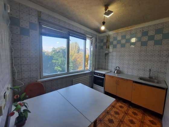 3-х кімнатна 68 м2 у серці Борщагівки! Гната Юри 12! Киев