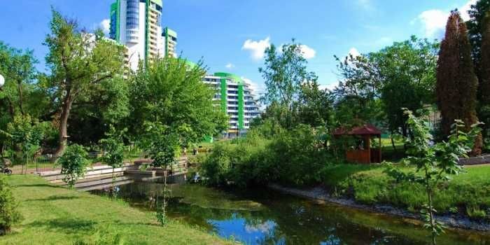 Простора квартира у Подільському районі (93,6 м²) - фото 1