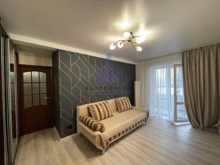 Продаж 3-кімнатної квартири вул. Зодчих, 36, Борщагівка Житомирська - фото 1