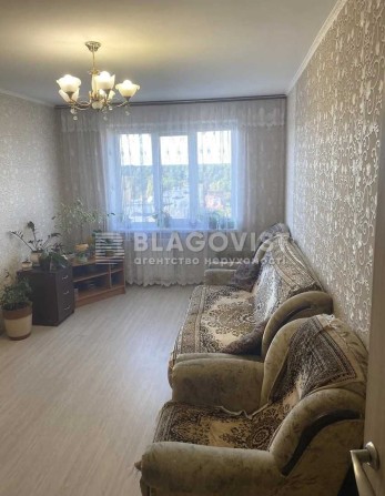 Продаж 3-х кімнатної квартири  проспект Свободи 30 Ремонт Виноградар - фото 1