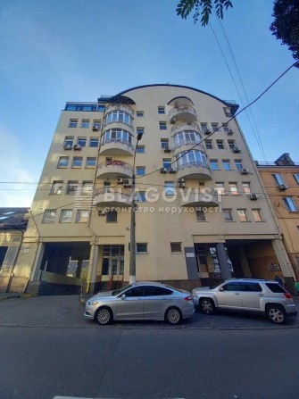 Продаж 3 кв під ремонт Кониського Олександра  46/11 м Університет - фото 1