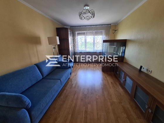 Продаж 3к. квартири, ремонт, метро, вул.Ромоданова, Шевченківський р-н Київ