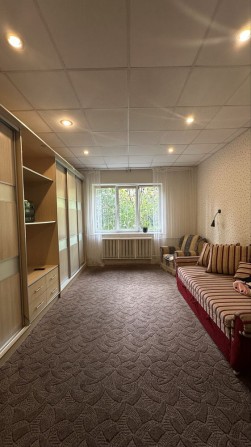 Продаж 2 к квартири Сталінка Соломенка під комерцію, для життя, оренди - фото 1