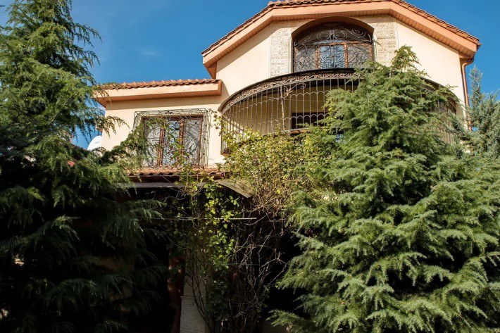 Трехэтажный дом на 12-й станции Б. Фонтана. - фото 1