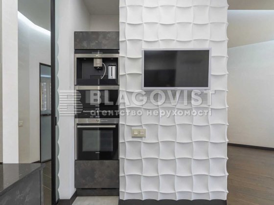 Продаж 3к квартира 120м2 Чорновола Вячеслава 29а Центр Златоустівська Київ