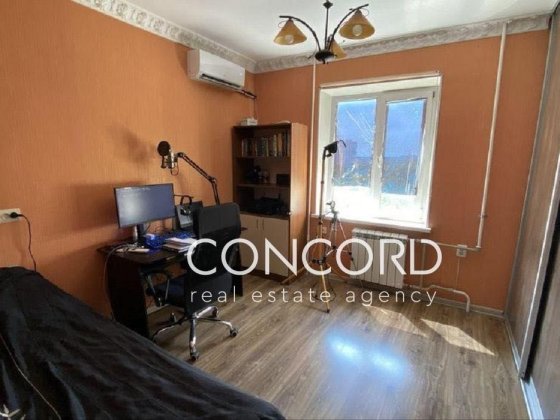 Біличі. Академмістечко. Продам 3к Чорнобильська вул., 24/26 Київ