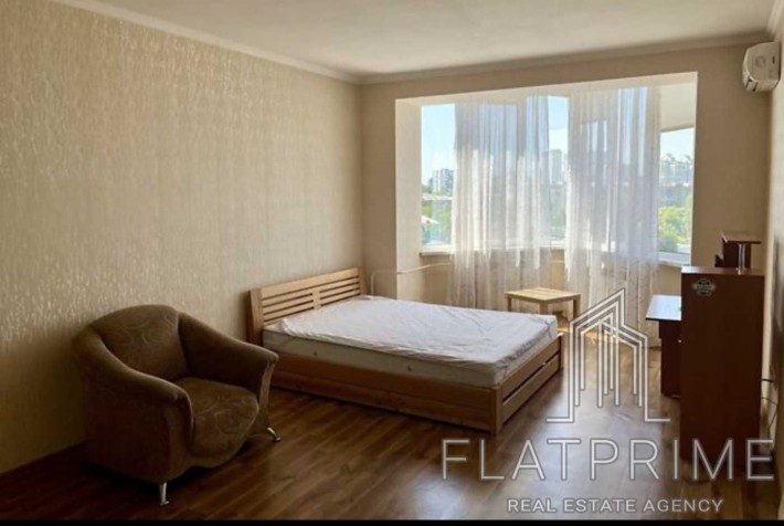 Однокімнатна квартира по вул. Хмельницька 10. - фото 1