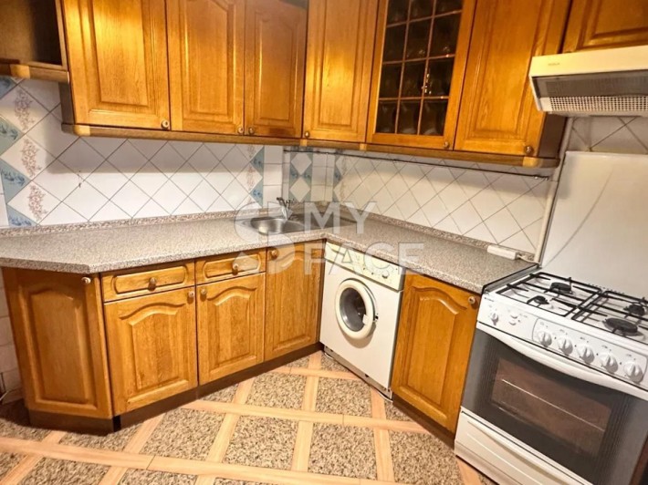 Терміново!3окремих вул. Академіка Шалімова 33,Гузара,Борщагівська НАУ - фото 1