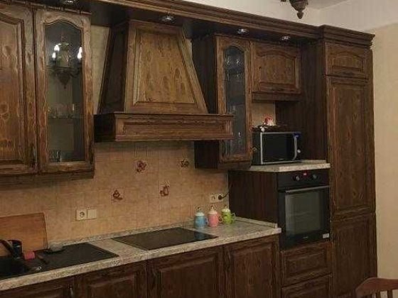 Продаж  2- кімнатної квартири вул. Почайнинська ,70 Поділ . Киев