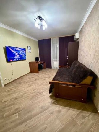 1к. 54 кв.м. в новому будинку  дві хвилини метро Академмістечко - фото 1