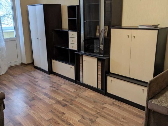 вул. Ніщинського Петра ,12 корпус 2 Солом"янський район Київ