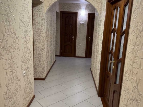 Продам 4-кімн. квартиру на вул. Вадима Гетьмана ! Київ