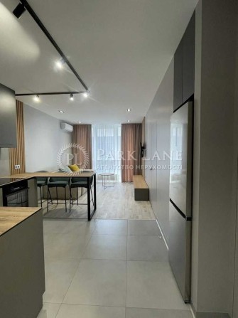 Продаж квартири Подільський район - фото 1