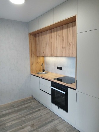 Продаж 1 кімнатної квартири в ЖК Варшавський ПЛЮС. Новий ремонт! Поділ - фото 1