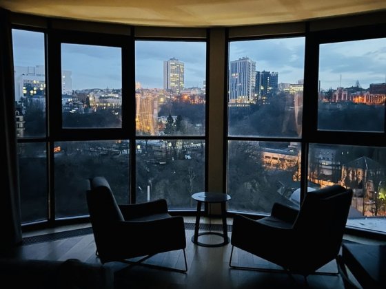 Podil Plaza  Residence 3 кімнатна квартира  від Rflst.studio Киев