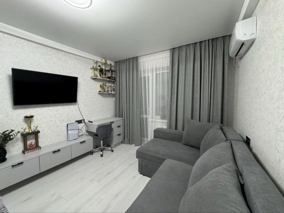 Продаж 1к квартири з ремонтом вул. Гната Юри м. Святошин Київ