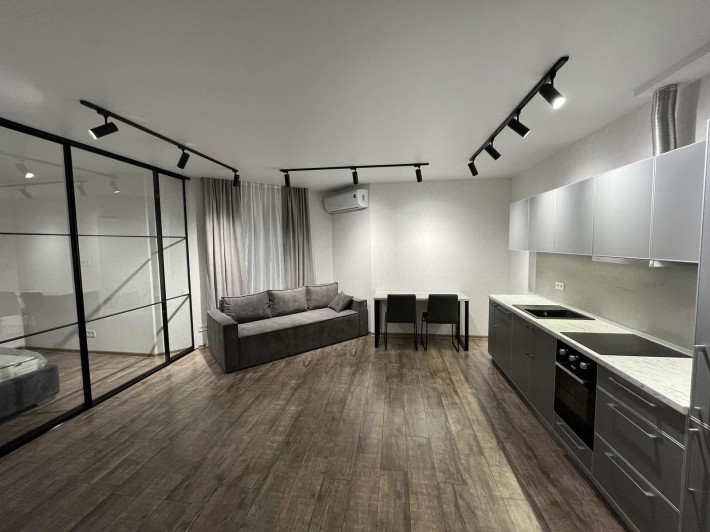 Осенняя 33,  м. Академгородок 5 мин. Без комиссии для покупателя - фото 1