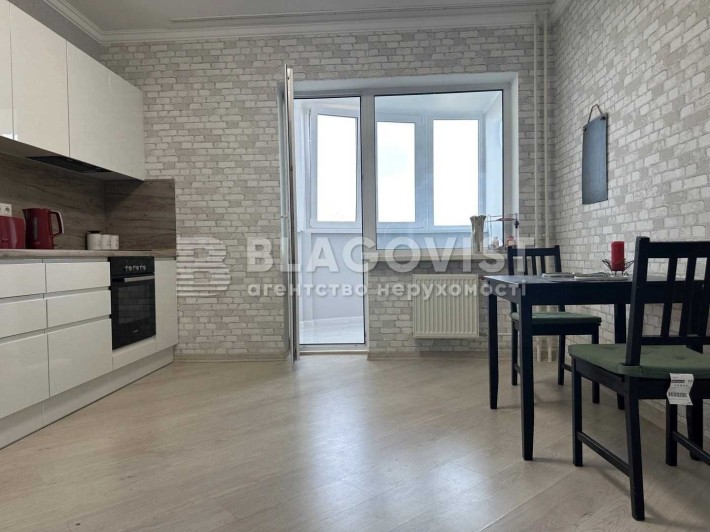 Продаж 2кім.Васильченка 3, Севастопольська площа, Чоколівка - фото 1