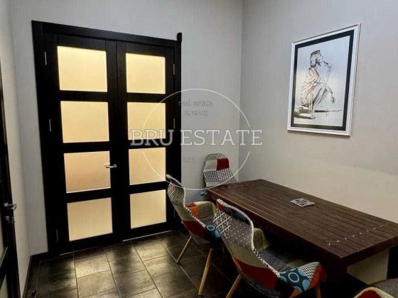 Продаж 2-к квартири Поділ вул Кирилівська 31Б метроТараса Шевченка 1 п Київ