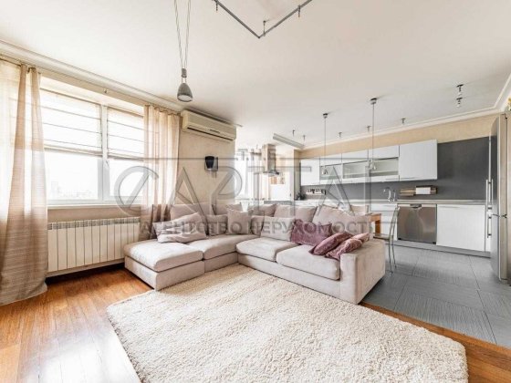 Продажа 3 ком квартира Вокзальная Центр Київ