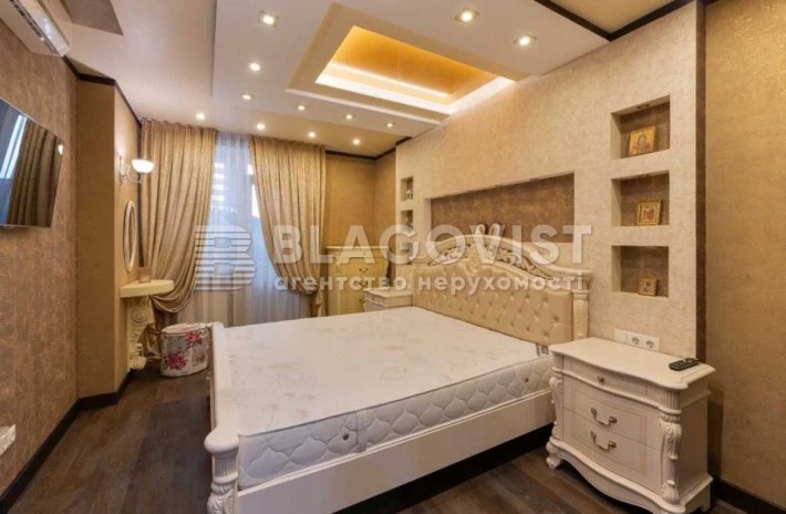 КПІ. Продам 2к квартиру, Борщагівська вул., 152-А. Авторський ремонт! - фото 1