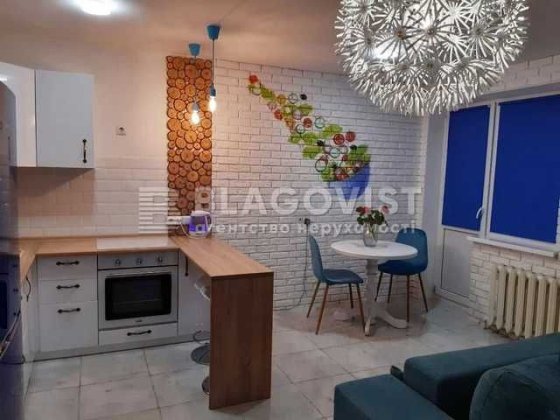 Продаж 2-кімнатної квартири Руданського Степана, 4-6 Київ