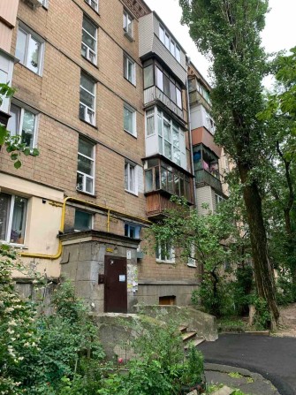 Однакомнатная Уманськая  срочно продам - фото 1