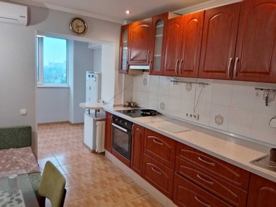 Продаж 1 кімн., Августина Волошина 2а Київ