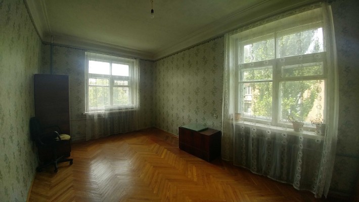 Продажа. 2к. Пр. Победы 77-а, 5/5 кирп., 55/30/7.3,. - фото 1