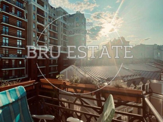 Продаж 5к квартири 200 м2 Ярославів Вал Золоті Ворота історичний центр Киев