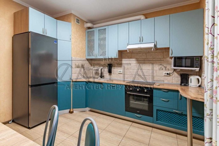 Продаж Квартири пер. Тбіліський метро Політех 87 м² 2-й поверх - фото 1