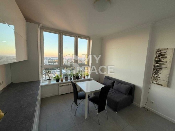 Зелений острів ,Сікорського,Берестейська,Дорогожичі,Дегтярівська - фото 1