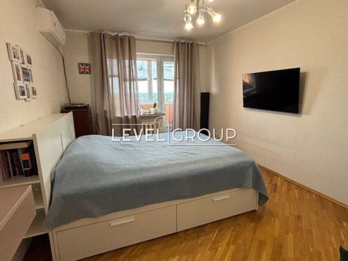 Продам двокімнатна квартира вул. Смілянська 10/31 поруч Окланд - фото 1