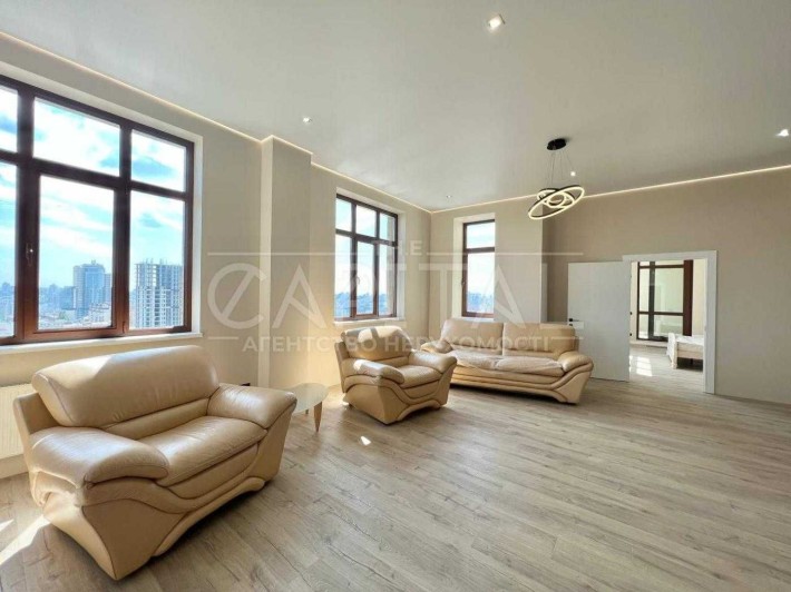 Продаж квартири, вул. Франка Івана, ЖК Ambassador House, Центр - фото 1