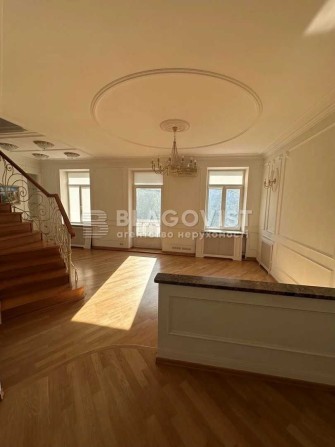 Продаж квартири. Рейтарська . Дворівнева.  154 м.кв - фото 1