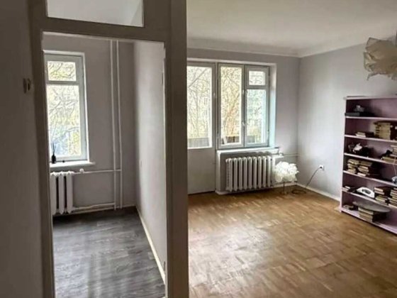 Квартира прямо біля метро Дорогожичі, вул. Щусева 8, третій поверх! Київ