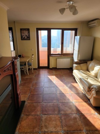 Продаж квартири вул. Кудрявська 31/33 - фото 1