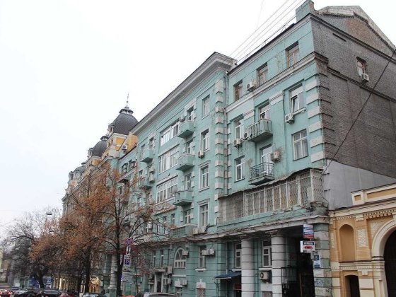 ПРОДАЖ квартири Лисенка 8/ЗОЛОТІ ВОРОТА/Володимирська Київ