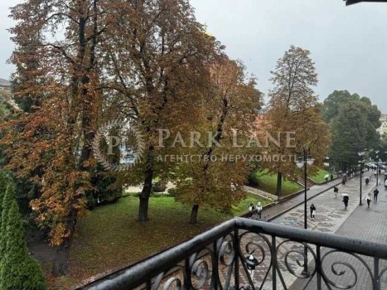 Трикімнатна квартира з видом на Золоті Ворота Київ