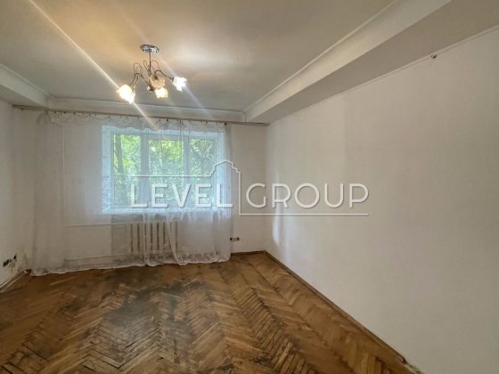 Продаж 2-кімн. квартири біля метро Шулявська — вул. Дегтярівська, 58 Киев