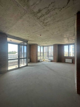 Продаж 3к квартири ЖК Crystal Tower Пр-п Берестейський 42А без комісії - фото 1