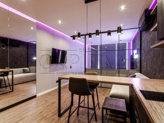 Видова дизайнерська квартира в стилі лофт пр-кт Перемоги ЖК Victory V Киев