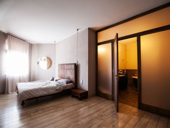 Без комiсії,  продаж Поділ 200метрів, Подол, вул. Турівська 31, Київ