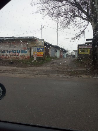 Гараж возле авторынка - фото 1