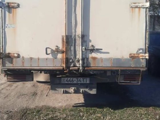 Будка під гараж чи на машину мерседес